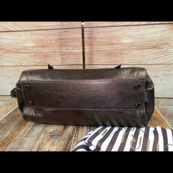 Henri Bendel Bronze metallic leather crossbody - Picture 2 of 5